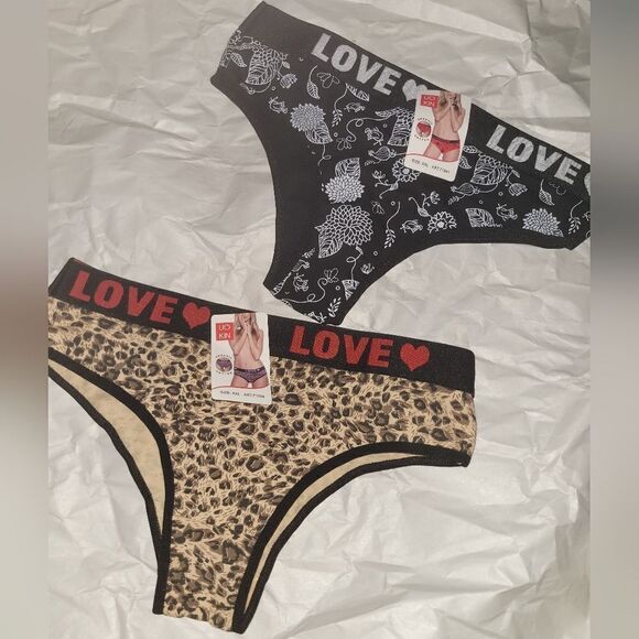 Surprise Panty bundle of 4 (mix and match) - Picture 3 of 16